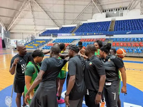 Pré-qualification Jo 2028 : Cheikh Sarr arrête une liste de 12 joueuses… sans Yacine Diop