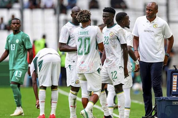 Tanière – Rôle et implication des cadres au sein de la sélection : Patrick Vieira poussé à revoir sa copie