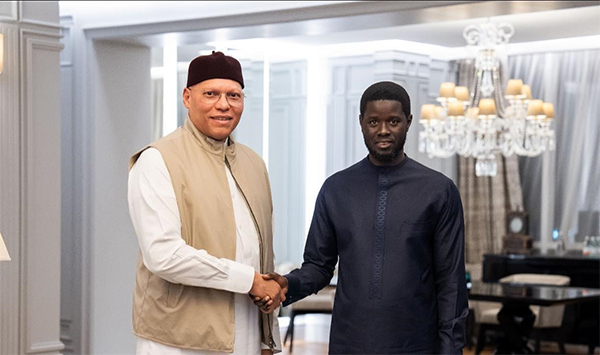 Le Président a reçu Karim à Doha