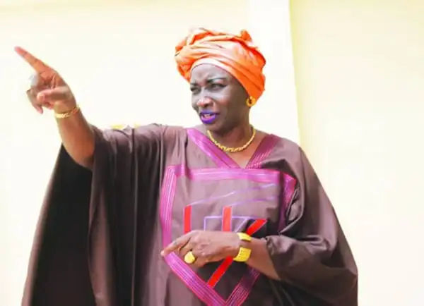 Mimi Touré, Architecte du rassemblement – De la combattante à la fédératrice