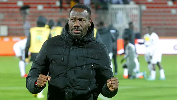 Il faut vite limoger Pape Thiaw !