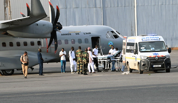 Case of the Fass Boye Canoe : 37 Survivors Brought Back to Dakar, the Dead Buried in Sal