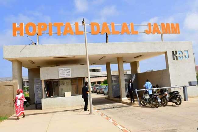 The director of Dalal Jamm explains: « It is the scanner that is broken and not the radiotherapy. »