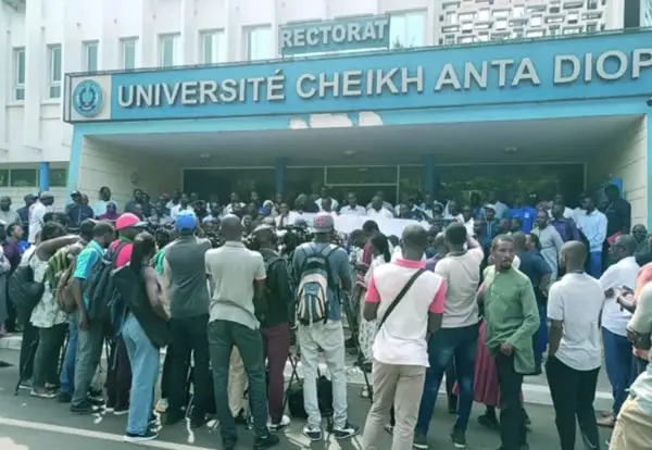 Etudiants sacrifiés, gouvernants privilégiés : l’indignité d’une République qui tourne le dos à son avenir