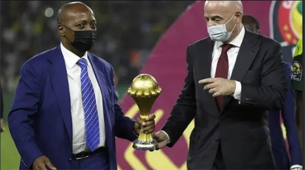 Décryptage – Les clubs autorisés à libérer leurs «Canistes» le 15 décembre : Infantino dévoile enfin sa «date cachée»
