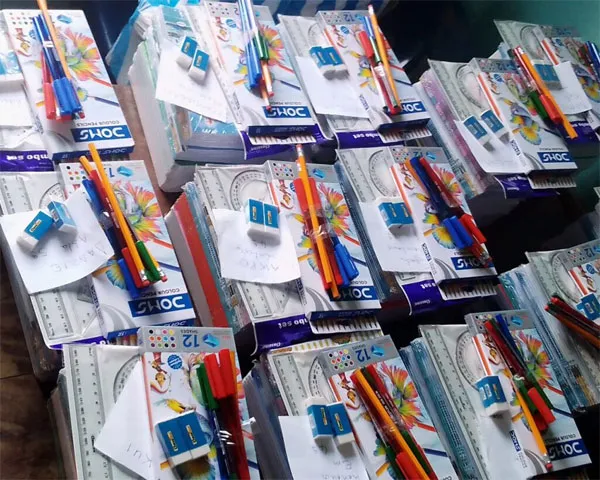 Assistance aux élèves démunis : Le Mouvement Kolda debout distribue des kits scolaires