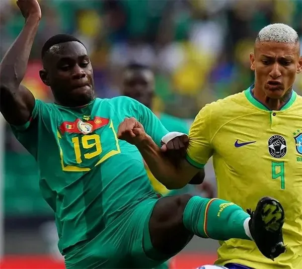 Confidences – Moussa Niakhaté déclare son amour pour le Sénégal : «C’est toute ma vie. Chez moi, ça parle wolof»
