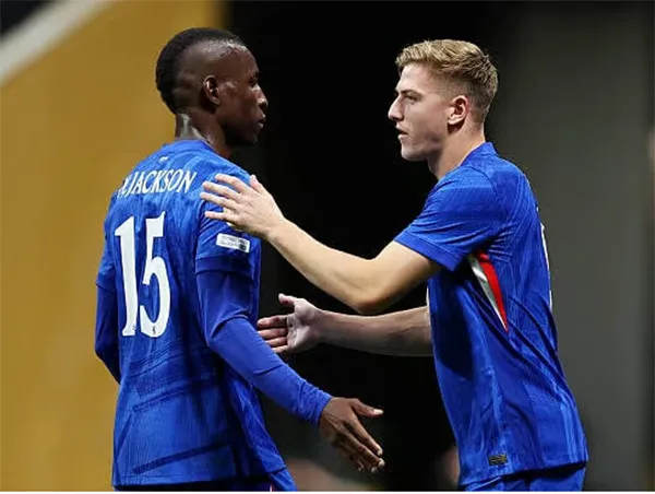 Chelsea : Aston Villa drague Nicolas Jackson