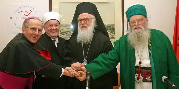 Les religions : voies ou voix de paix et de développement économique durable