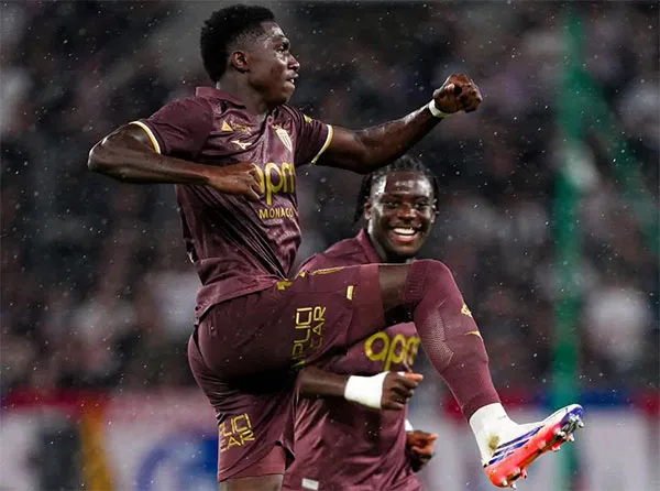 Ligue Conférence : Lamine Camara et Monaco prennent une option