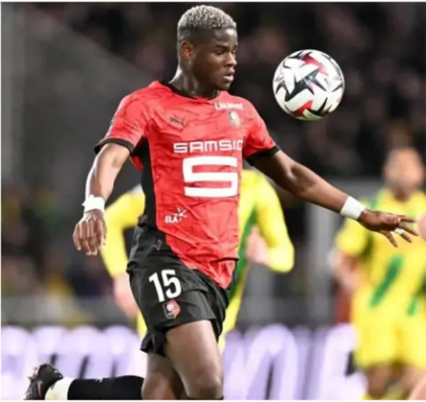 Avenir – Jeune défenseur du Stade Rennais : Mikayil Faye : un talent prometteur tombé dans l’anonymat